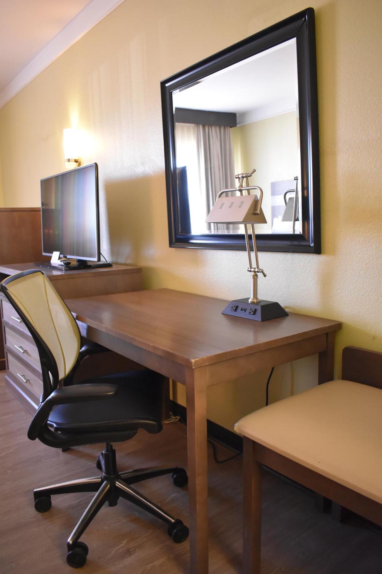 Quality Inn & Suites Gallup I-40 Exit 20 Buitenkant foto